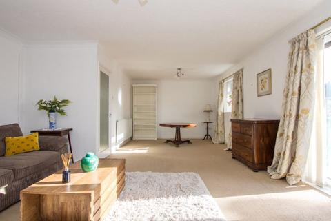 3 bedroom detached bungalow for sale, Meadowview Court, Penarth