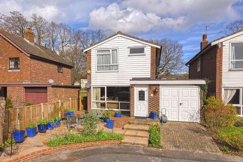 3 bedroom detached house for sale, Wilson Close, Tonbridge, TN11 9DH