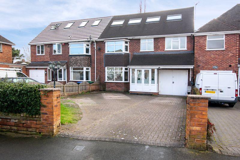 Gleneagles Drive, Great Barr... 6 bed semidetached house for sale £