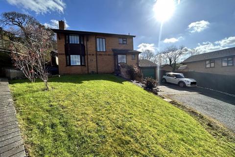 3 bedroom detached house for sale, Meadowbank, Old Colwyn