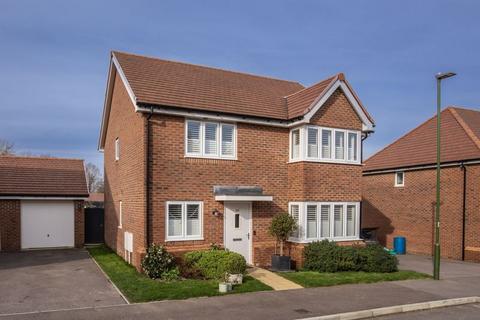 4 bedroom detached house for sale, Iden Hurst, Hurstpierpoint