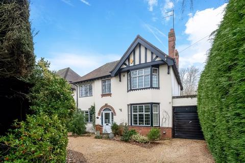 4 bedroom detached house for sale, Oxford Road, Bodicote