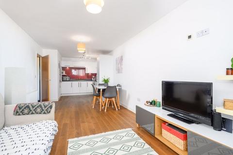 1 bedroom flat for sale, Victory Park Road, Addlestone
