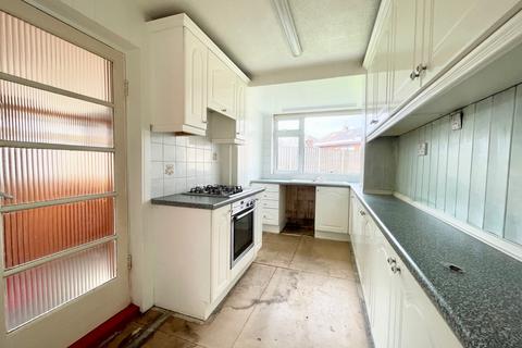 3 bedroom semi-detached house for sale - Smithy Croft, Dronfield Woodhouse, Dronfield, Derbyshire, S18 8YD