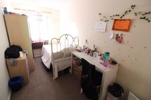 2 bedroom flat for sale - Waldeck Road, Luton