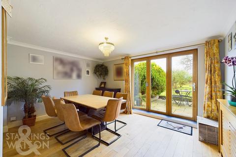 3 bedroom semi-detached house for sale, The Common, Chedgrave, Norwich