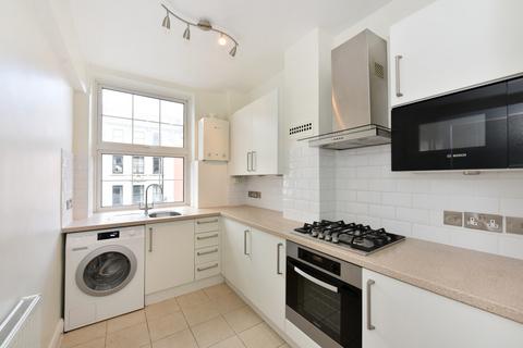 1 bedroom apartment to rent, Cambridge Court, Sussex Gardens