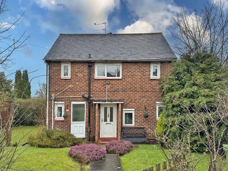 Bull Lane, WOMBOURNE 2 bed semidetached house for sale £265,000