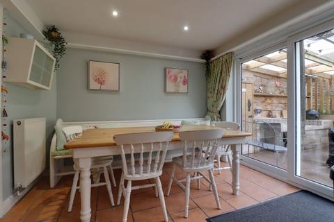 6 Chartley Close, Stafford, ST16 1SZ