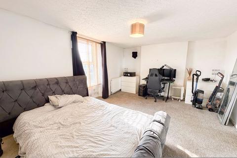 42 Board Cross, Shepton Mallet, BA4 5DX