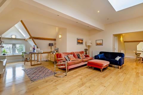 3 bedroom apartment for sale, Strathalyn, Wrexham LL12