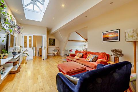 3 bedroom apartment for sale, Strathalyn, Wrexham LL12