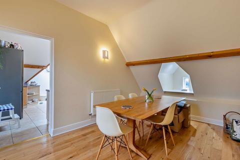 3 bedroom apartment for sale, Strathalyn, Wrexham LL12