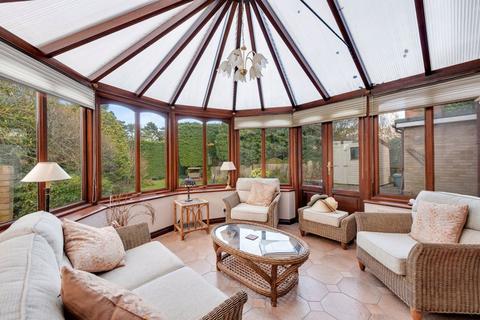 7 Golf Road, Bromley, BR1 2JA
