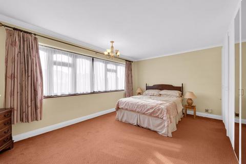 7 Golf Road, Bromley, BR1 2JA