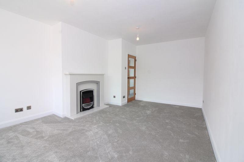 Close, Kingswinford DY6 2 bed semidetached bungalow for sale