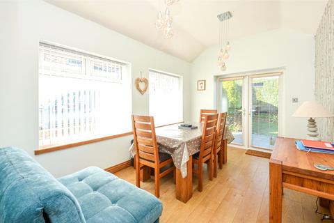 4 bedroom bungalow for sale, Bay View Road, Benllech, Tyn-y-Gongl, Isle of Anglesey, LL74