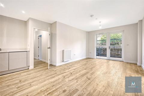 2 bedroom apartment to rent, Borders Lane, Essex IG10