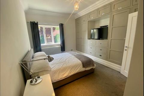 2 bedroom apartment to rent - Adlington Road, Wilmslow, Cheshire, SK9 2BJ