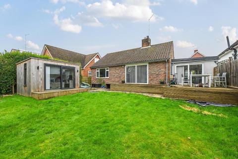 2 bedroom bungalow for sale, Dorothy Avenue, Cranbrook, Kent, TN17 3AL