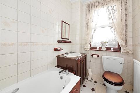 29 Leander Road, Thornton Heath, CR7 6JY