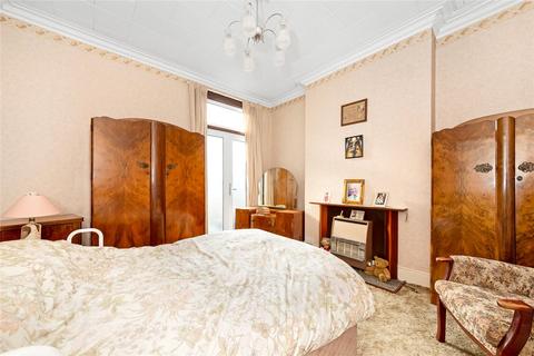 29 Leander Road, Thornton Heath, CR7 6JY