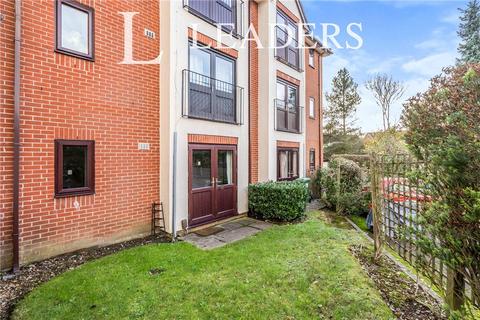 35 Compass Point, Fareham, PO16 0LJ