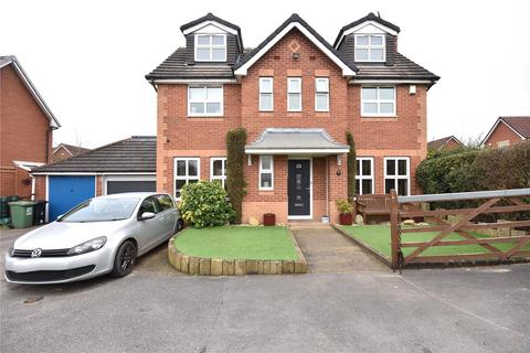 5 bedroom detached house for sale, Yew Tree Lane, Leeds, West Yorkshire