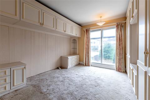 41 Brownberrie Walk, Horsforth, Leeds, LS18 5PQ