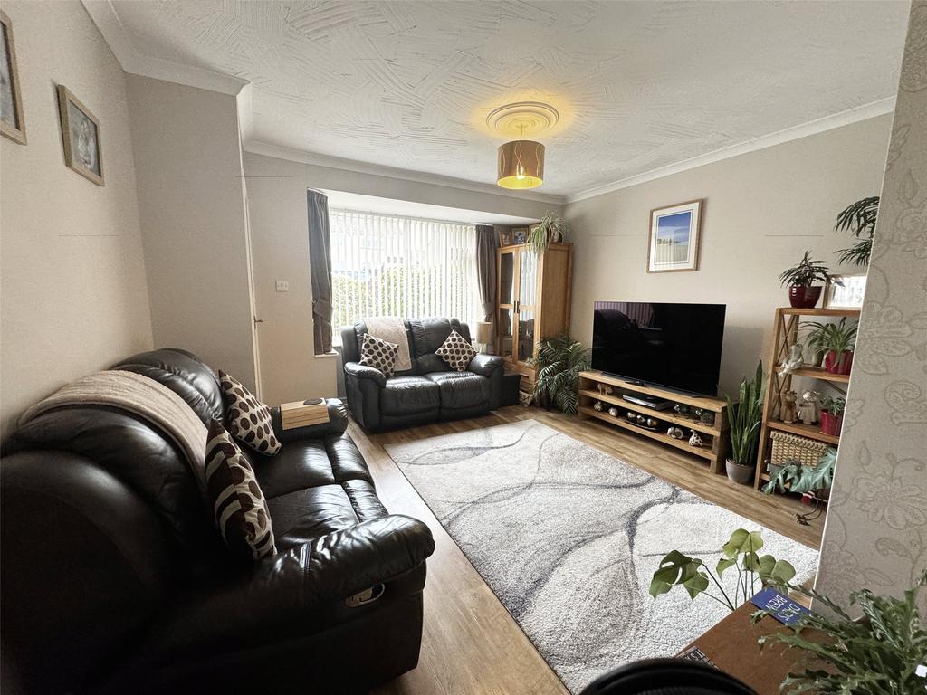 Queens Crescent, Bodmin, Cornwall, PL31 4 bed semidetached house for