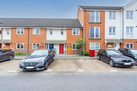 2 bedroom terraced house for sale - Acorn Close, Langley SL3