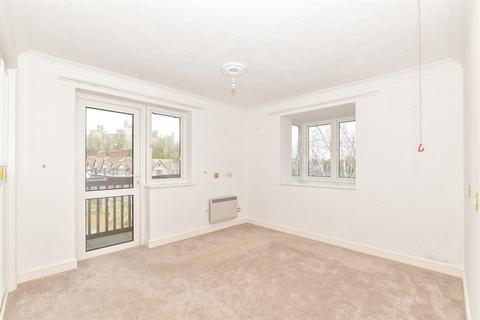 2 bedroom flat for sale, Queen Street, Arundel, West Sussex