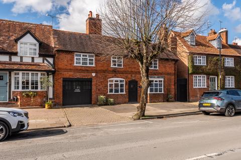 4 bedroom character property for sale, High Street, Henley-in-Arden, Warwickshire, B95