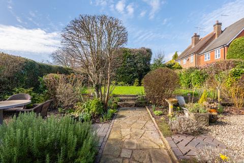 4 bedroom character property for sale, High Street, Henley-in-Arden, Warwickshire, B95