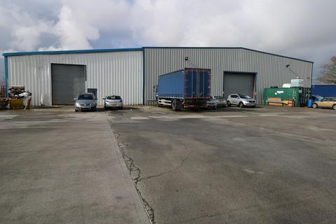 Warehouse to rent, Cliffside Industrial Estate, Askew Farm Lane, Grays