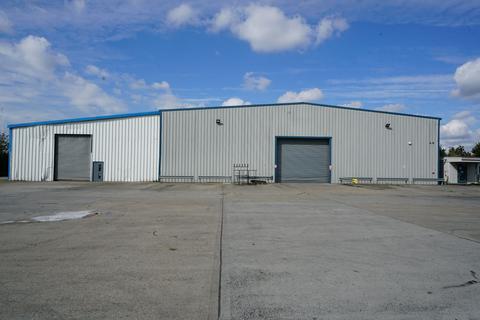 Warehouse to rent, Cliffside Industrial Estate, Askew Farm Lane, Grays