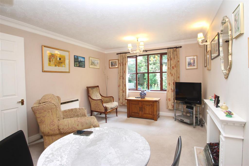 Sitting room other side.JPG