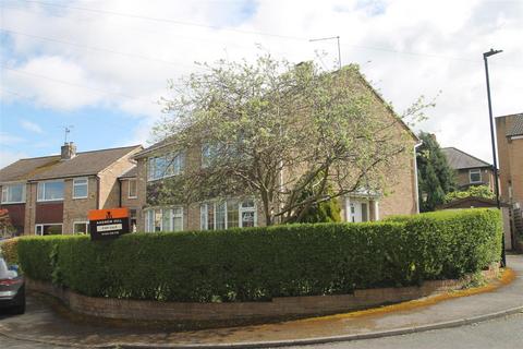 28 Bachelor Drive, Harrogate, HG1 3EH