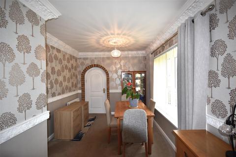 2 bedroom detached bungalow for sale - Park Road, Airmyn, Goole