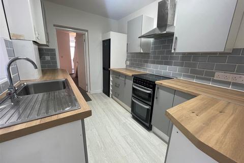 70 Bryn Road, Llanelli, SA15 2LN