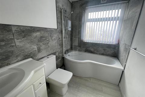 70 Bryn Road, Llanelli, SA15 2LN