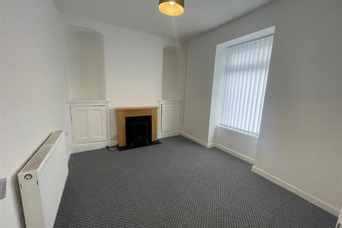 70 Bryn Road, Llanelli, SA15 2LN
