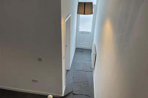 70 Bryn Road, Llanelli, SA15 2LN