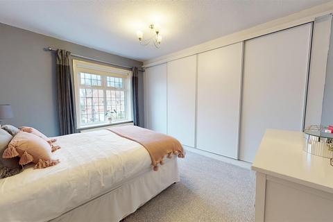 43 Windermere Road, Bradford, BD7 4RH