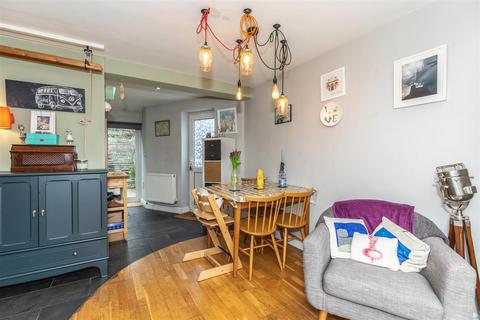 2 bedroom terraced house for sale - Winterbourne Close, Lewes