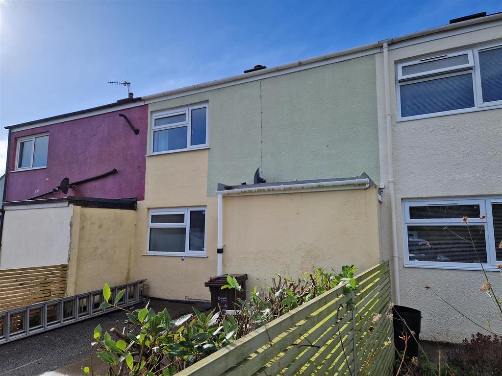 Rosedale Road, Truro 2 bed terraced house to rent - £1,150 pcm (£265 pw)