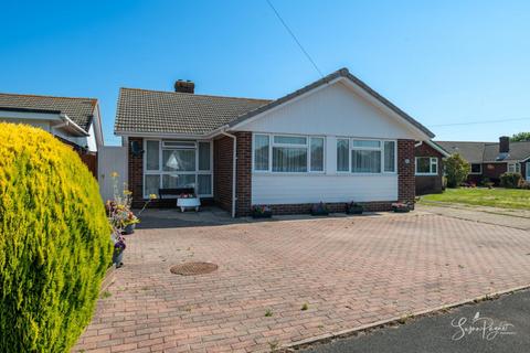 3 bedroom detached bungalow for sale, Wychwood Close, Seaview