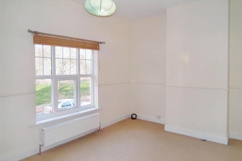 2 bedroom terraced house to rent, Perry Street, Abington