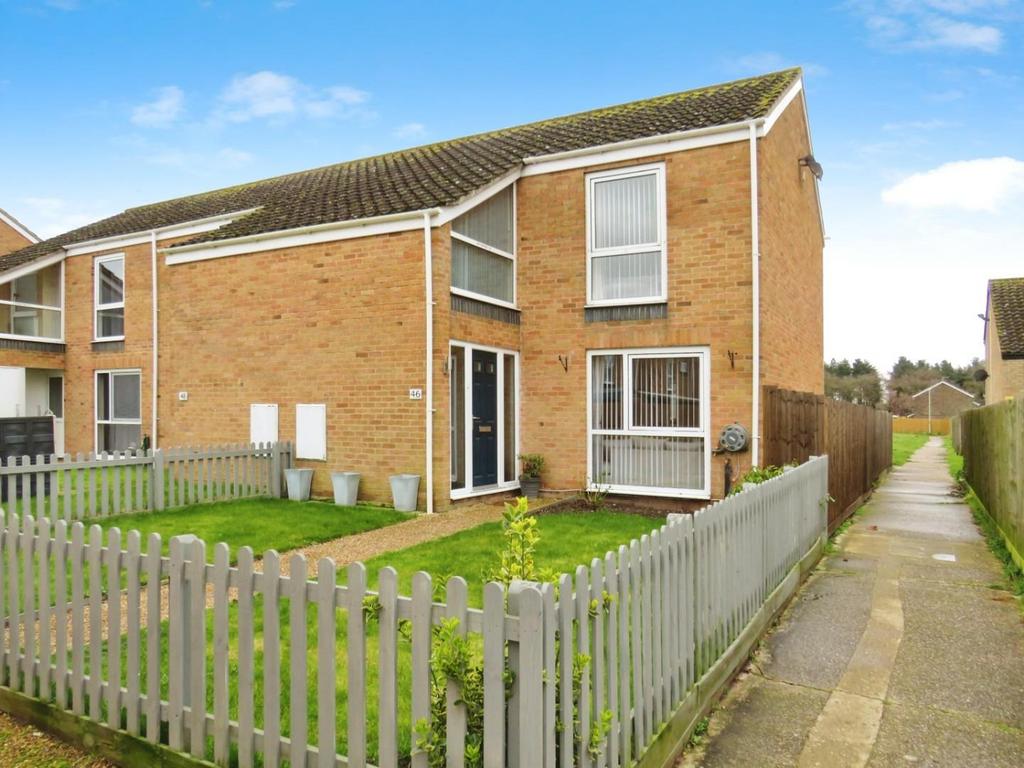 Oak Lane, Raf Lakenheath IP27 2 bed end of terrace house for sale £230,000