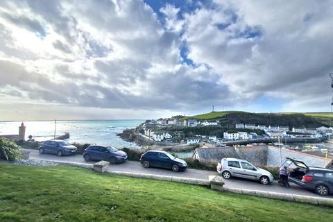 3 bedroom end of terrace house for sale, Peverell Terrace, Porthleven TR13